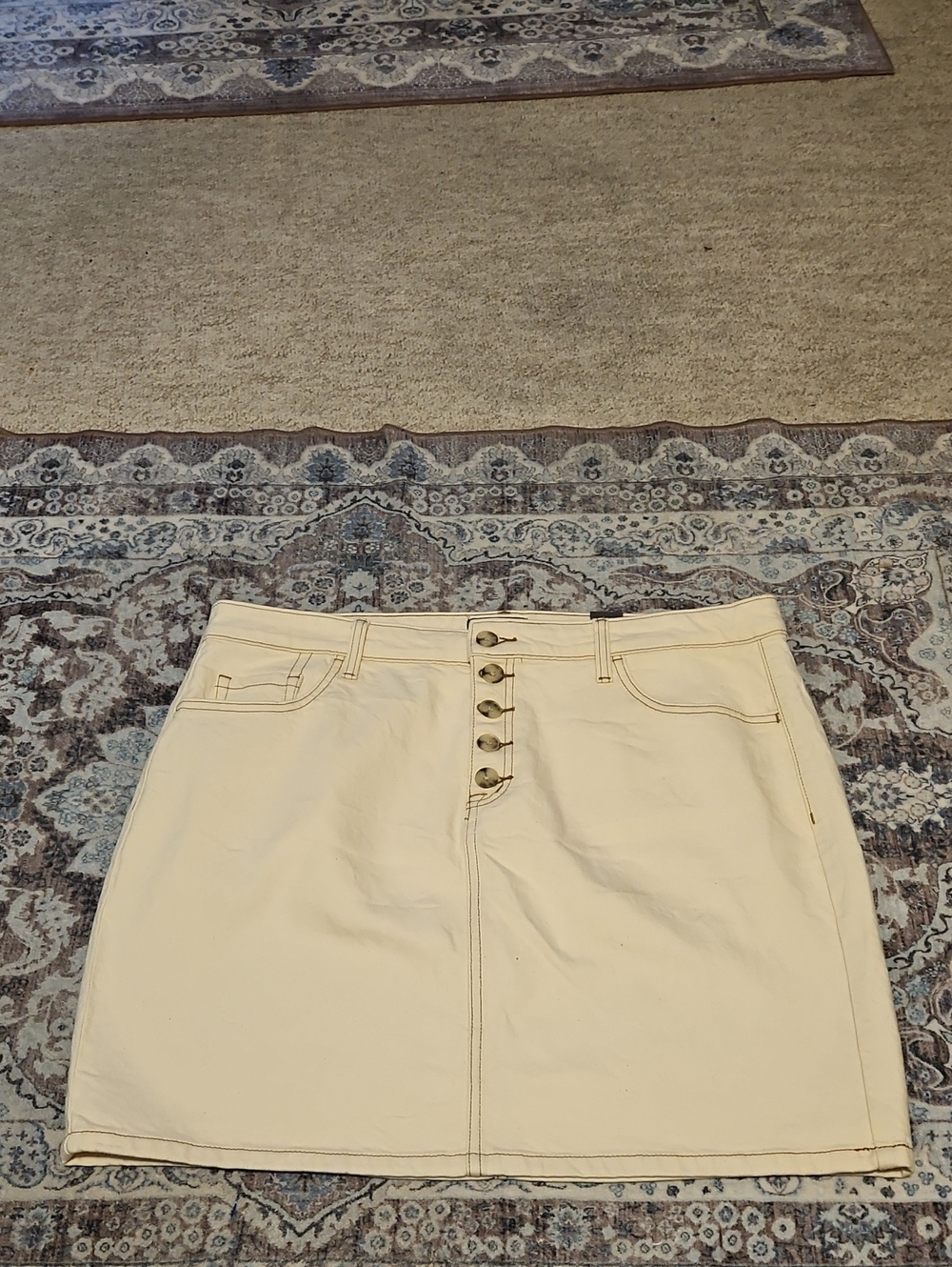 torrid Cream Button-Front Mini Skirt